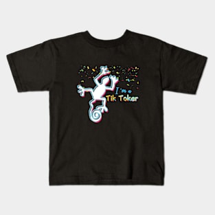 I am TikToker - Dancing Lizard Funny Kids T-Shirt